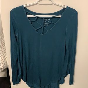American eagle blue long sleeve